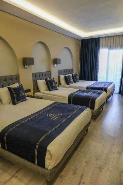 Loft Plus Hotel's - image 25