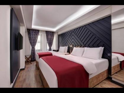 Room in Guest room - Luxury Triple Room in Istanbul 