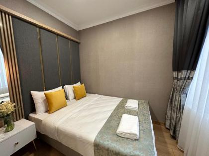 H&L Suites - image 23