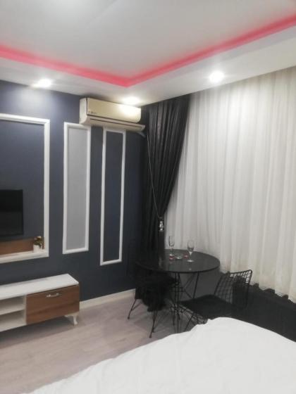 Baran suit Istanbul 