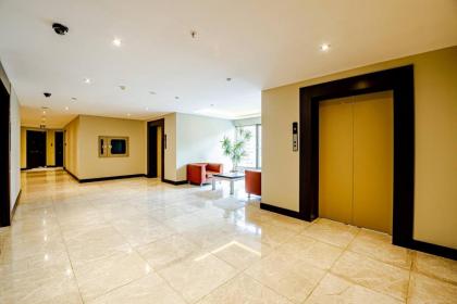 Modern 1bdr Residence With Pool Gym Parking - image 23