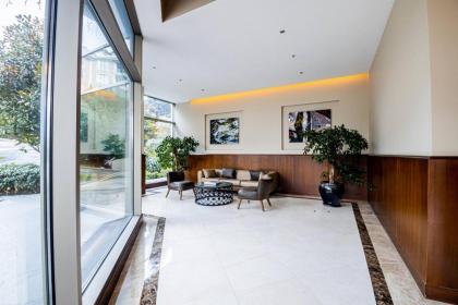 Modern 1bdr Residence With Pool Gym Parking - image 26