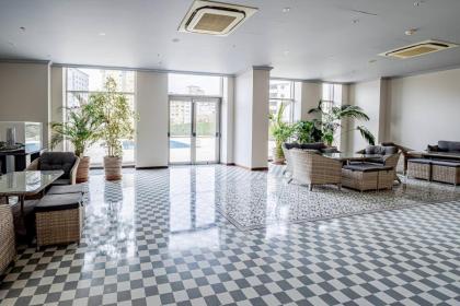 Modern 1bdr Residence With Pool Gym Parking - image 29