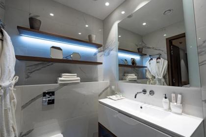 Delightful apartment on the EU side - image 27