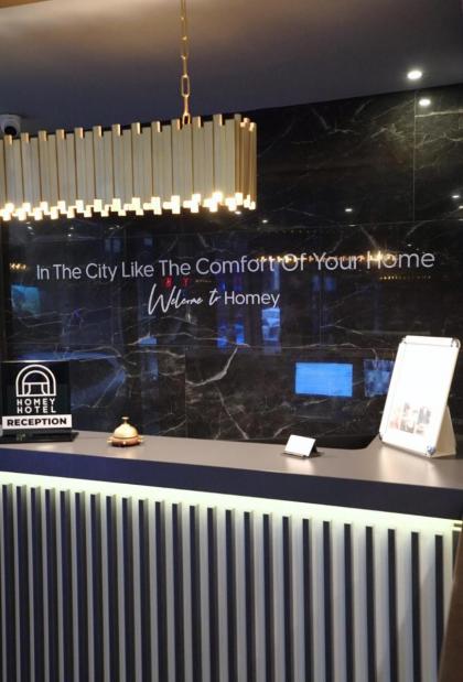Homey Airport Hotel - image 19