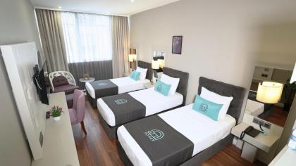 Homey Airport Hotel - image 23