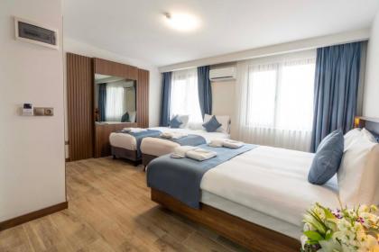 THE BOSFOR HOTEL - image 15