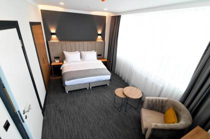 VPLUS HOTEL - image 13