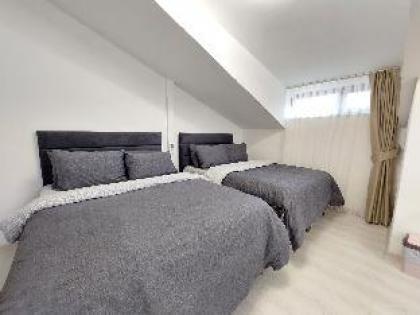 Stylish Apartment in For Large Families Apt. 30 - image 20