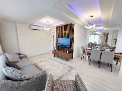 Stylish Apartment in For Large Families Apt. 30 - image 5