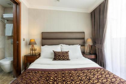 6 Apartment Galata - image 25