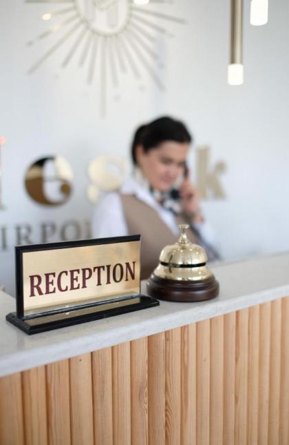 Meshk Airport Hotel - image 2