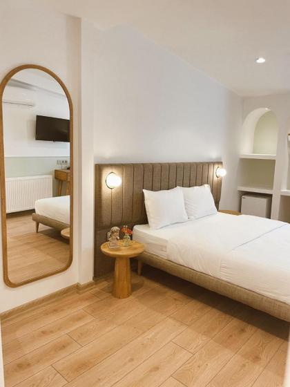 Meshk Airport Hotel - image 4