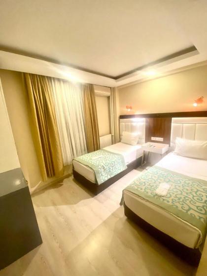 LARA HOTEL - image 9