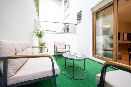 The Garden Room - image 27