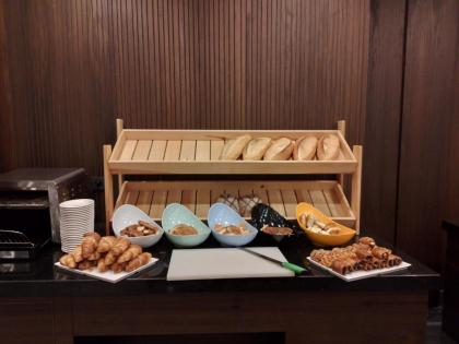Ramada by Wyndham Istanbul Umraniye - image 28