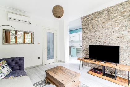 Exquisite Flat Near Coast and Metro in Bostanci - image 1