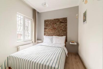 Apartment in Balat Fatih with Central Location - image 19