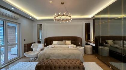 Big And Luxury Apartment