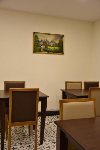 Shishly Palace Hotel - image 25