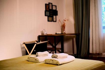 Cihangir'de Merkezi ve Balkonlu Daire - image 29