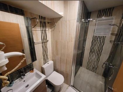 Riverland Suites Apart Hotel - image 15