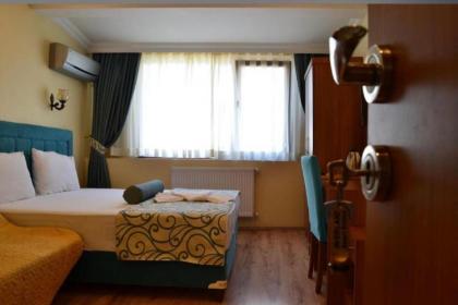 Riverland Suites Apart Hotel - image 17