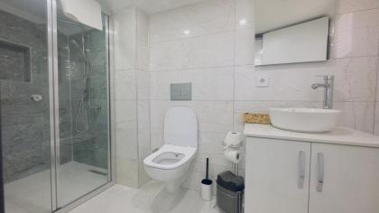 La Mer Old City Hotel - image 3