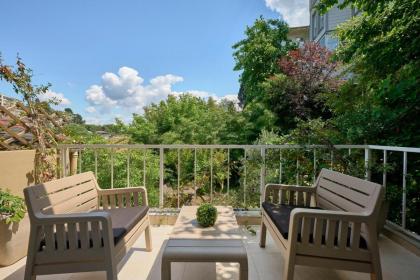 Private Modern Duplex 2bed1bath W Terrace! #76 - image 4