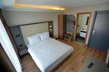 Shelton Airport Otel - image 15