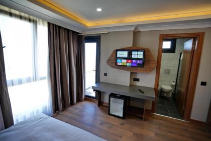 Shelton Airport Otel - image 16