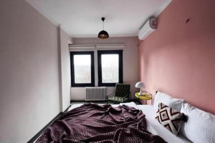 Wonder Karaköy 3- Ultra Luxury 4BR 2BA AC Sea View Karaköy - image 22