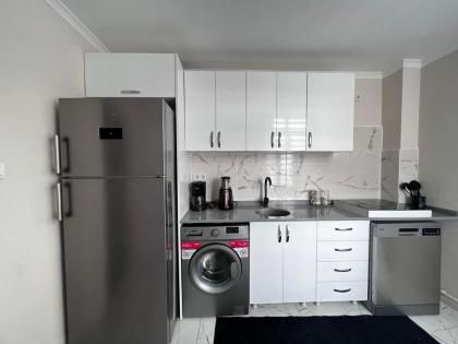 Wonder Karaköy 3- Ultra Luxury 4BR 2BA AC Sea View Karaköy - image 30