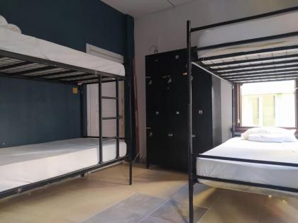 Gaia Art Hostel Hotel - image 19