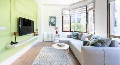 Spacious and Peaceful Flat in Cihangir Wi Fi 3Br - image 25