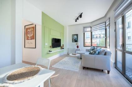 Spacious and Peaceful Flat in Cihangir Wi Fi 3Br - image 28