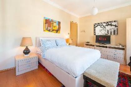 Unique and Luxury Bosphorus Flat in Bebek - image 14