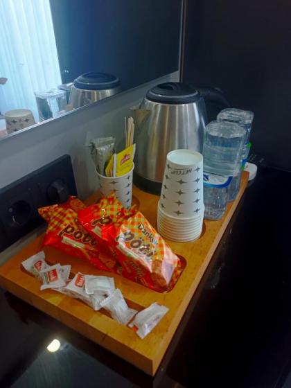 Continenius Airport Hotel - image 6