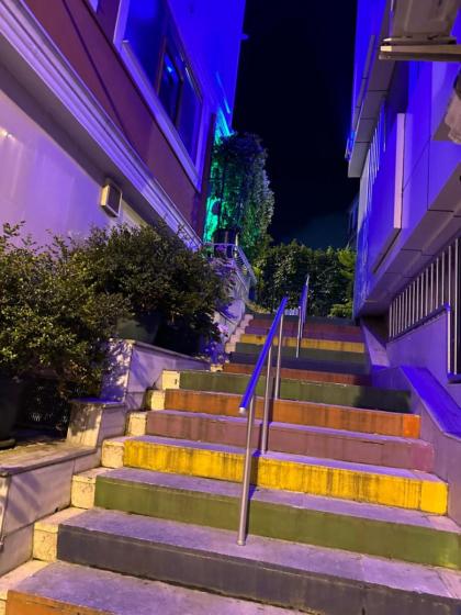 Ezgi's Apartment in Center of  Nisantasi-Sisli - image 19
