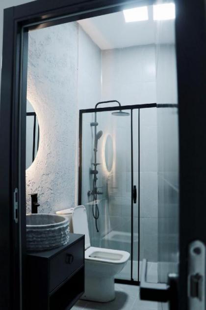 The Serenity Hotel - image 7