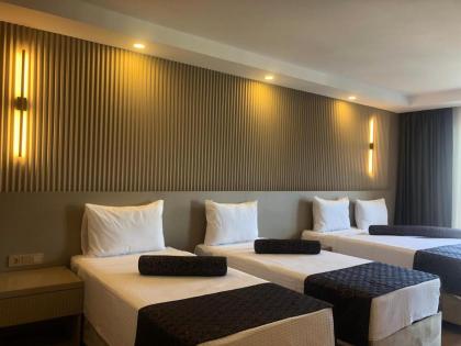 grand iska hotel  - image 27