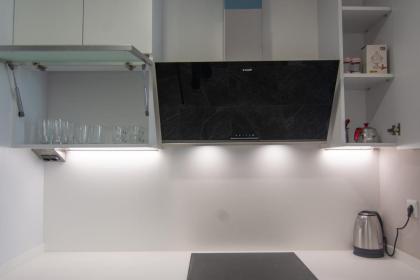 Elegant & Modern 2 Br Apt - image 15