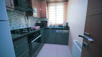 Comfy & Cozy 1-bdr Apartment Near Forum Istanbul - image 8