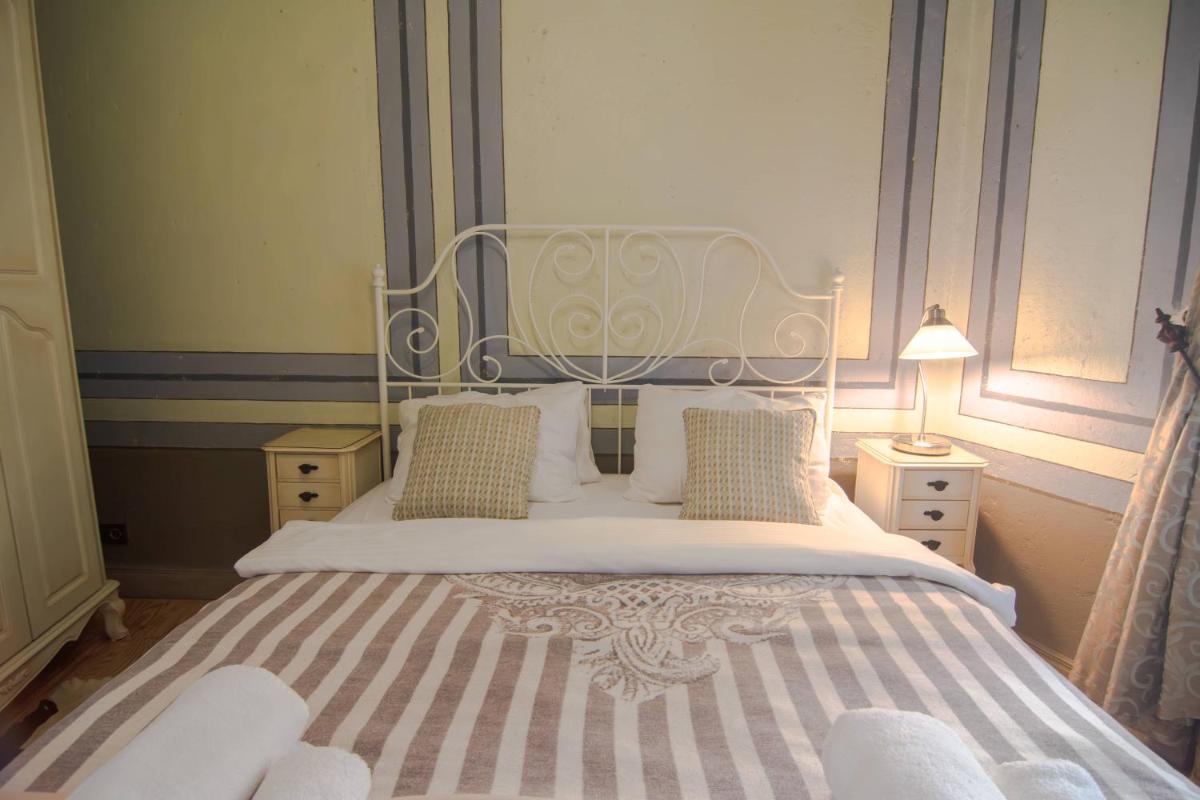 Stylish City Getaway-explore The Urban Delights - image 6