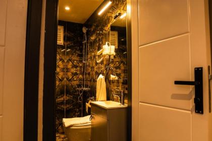 CK PALACE Hotel - image 6