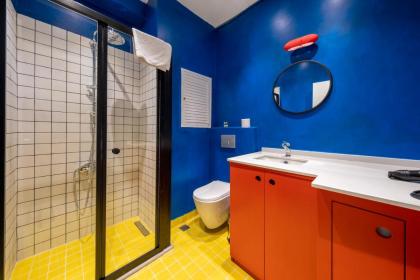 Mayer Taksim Apartments - image 21