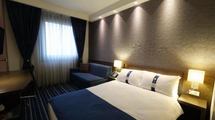 Fezinn Hotel