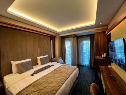 THE PARK HOTEL - image 21