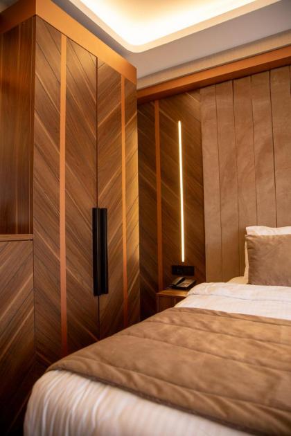 THE PARK HOTEL - image 25