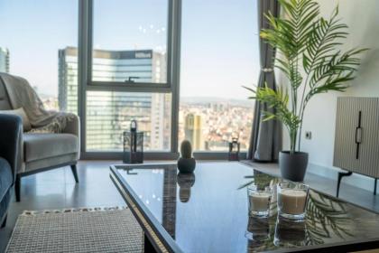 City View Apt - Panoramic Views Of The City 